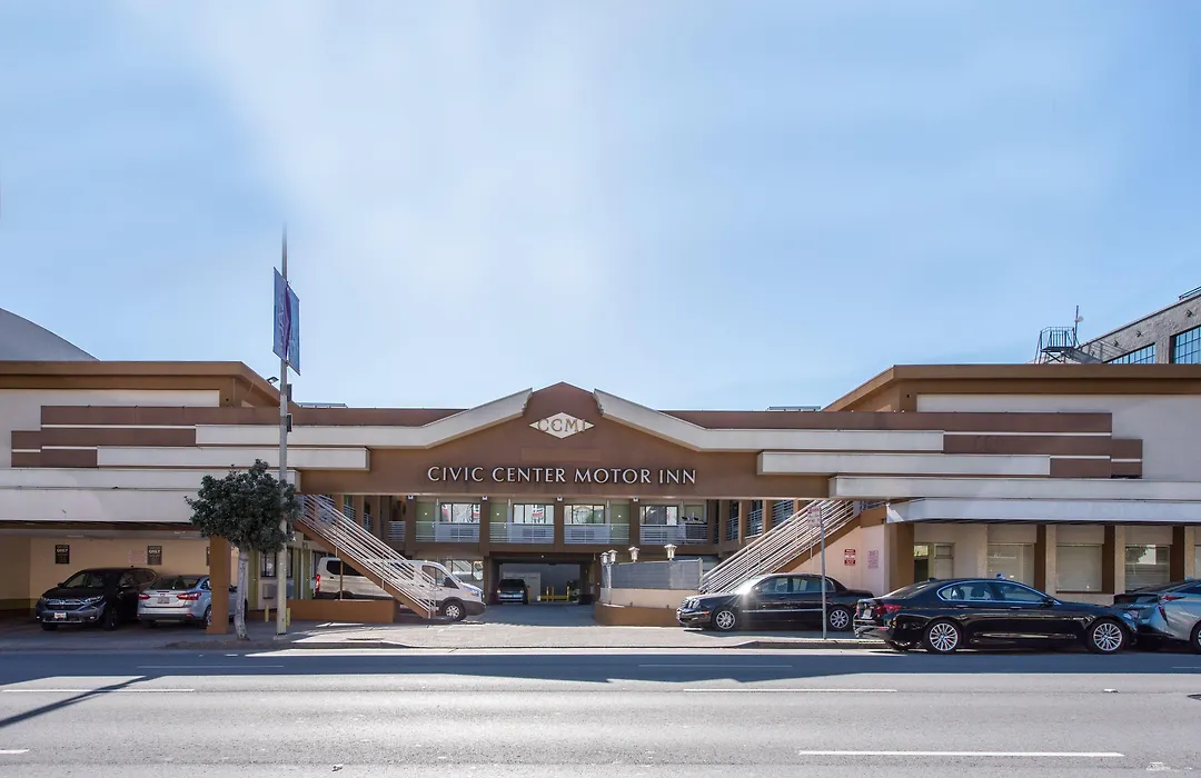 Civic Center Motor Inn-1